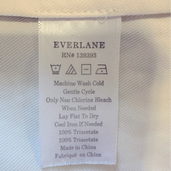 Everlane Triacetate Back-zip blouse - Picture 4 of 6